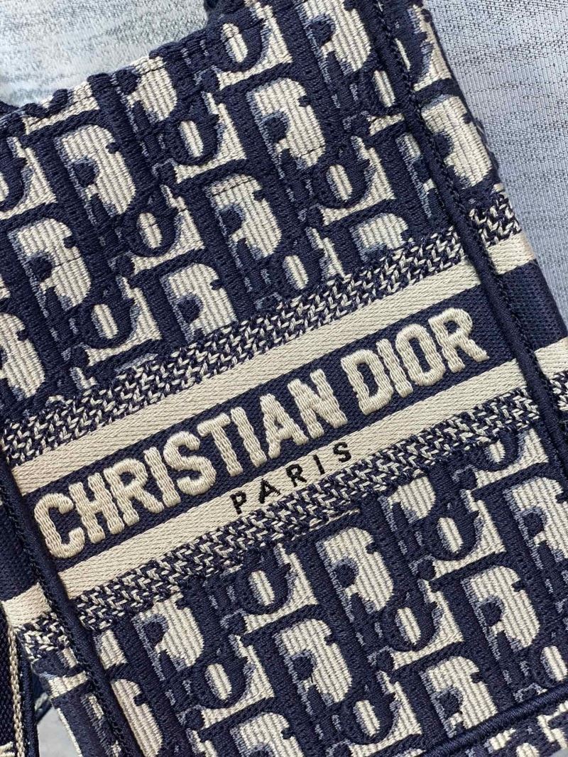 Christian Dior Shopping Bags